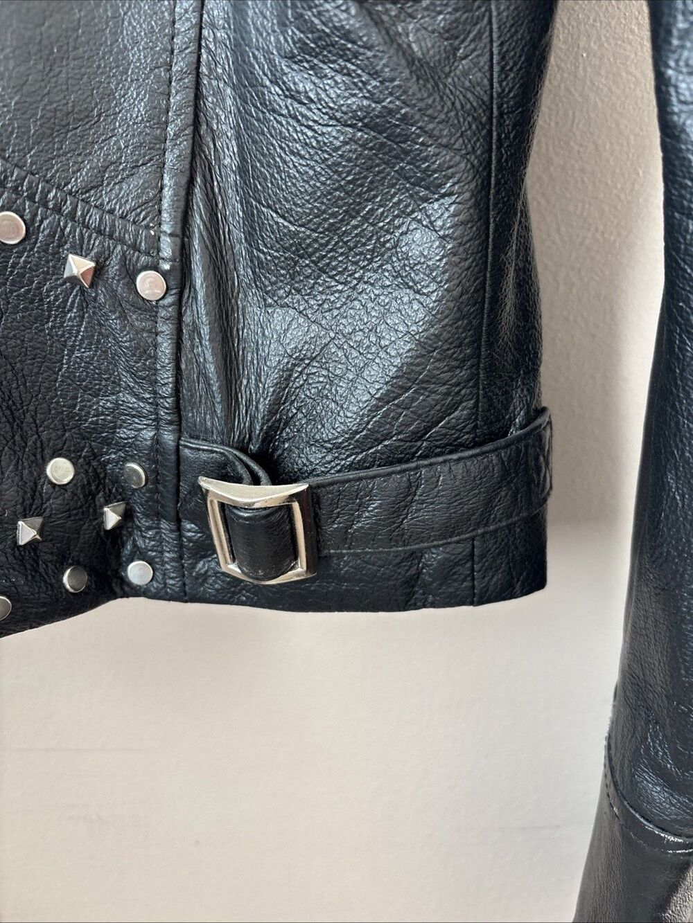 The Who x Wilsons Leather Jacket Womens M Black Studded Moto Biker Rock - Picture 12 of 15
